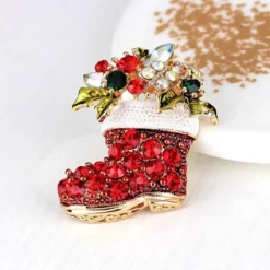 CUIGU Christmas Brooch Pins Ring Bell Rhinestone Jewellery Fashion Xmas Gift Decoration - Christmas Boots No.AL050-A -J Crew Favour 6 311