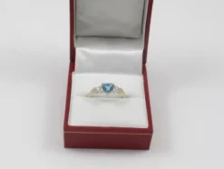 Topaz Ring Collection: 9ct Gold 1.00Ct Heart Shape Swiss Blue Topaz Engagement Ring With Diamond Set Crossover Kiss Shoulders Engagement Ring & Diamond Shoulders,Christmas Day, Valentine's Day -J Crew Favour 6 29